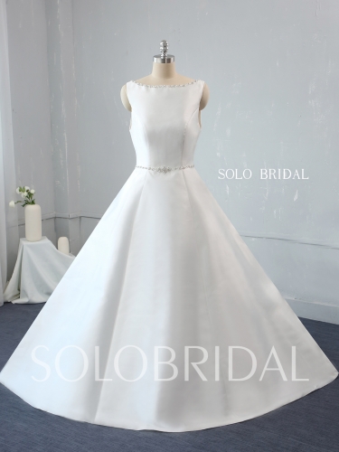 A Line Boat neckline Ivory silk Satin Diamonds Bridal Gown 724A4132