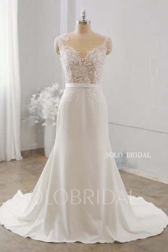 Ivory Crepe Fitted Wedding Dress Chapel Train 724A9970