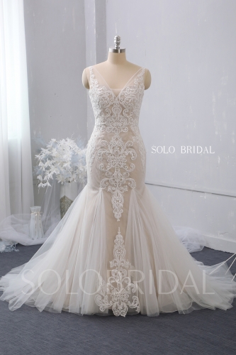 V neck shoulder straps fit and flare blush wedding dress zipper closure court train 724A7463