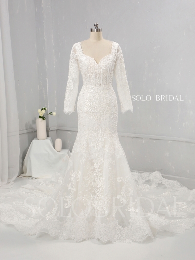 Ivory Fit and Flare Wedding Dress Diamond Neckline 3/4 sleeves Big Triangle Cathedral Train 724A1242a