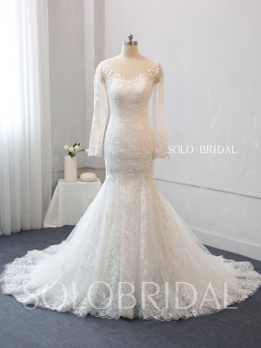 Ivory lace mermaid wedding dress 724A2045