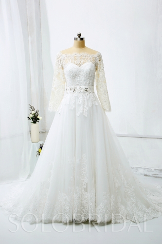 Off shoulder Long Sleeves A Line Wedding Dress with beaded Belt 724A9454a