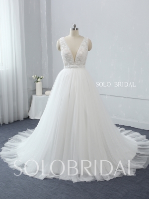 light ivory plunge V neck shoulder straps tulle skirt geometric cotton lace a line court train wedding dress 724A4213