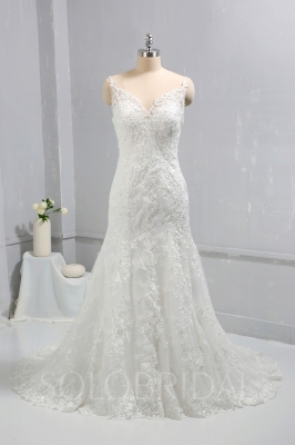 Ivory Mermaid Lace Fitted Wedding Dress Court Train 724A8317